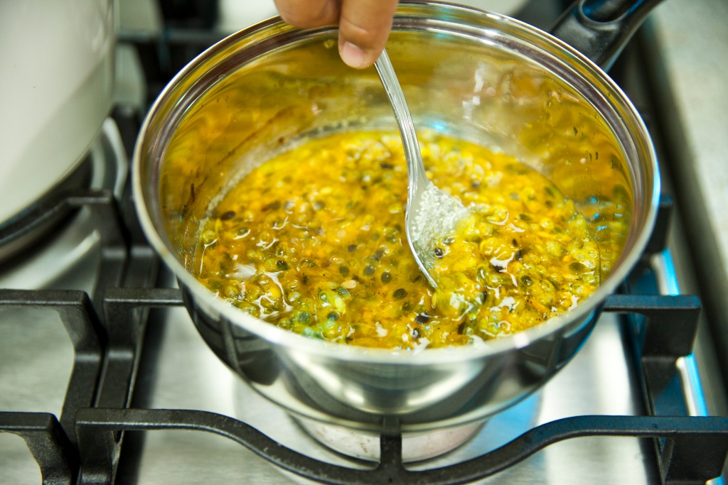 Cómo hacer salsa picante de maracuyá y salsa de tamarindo - Buen