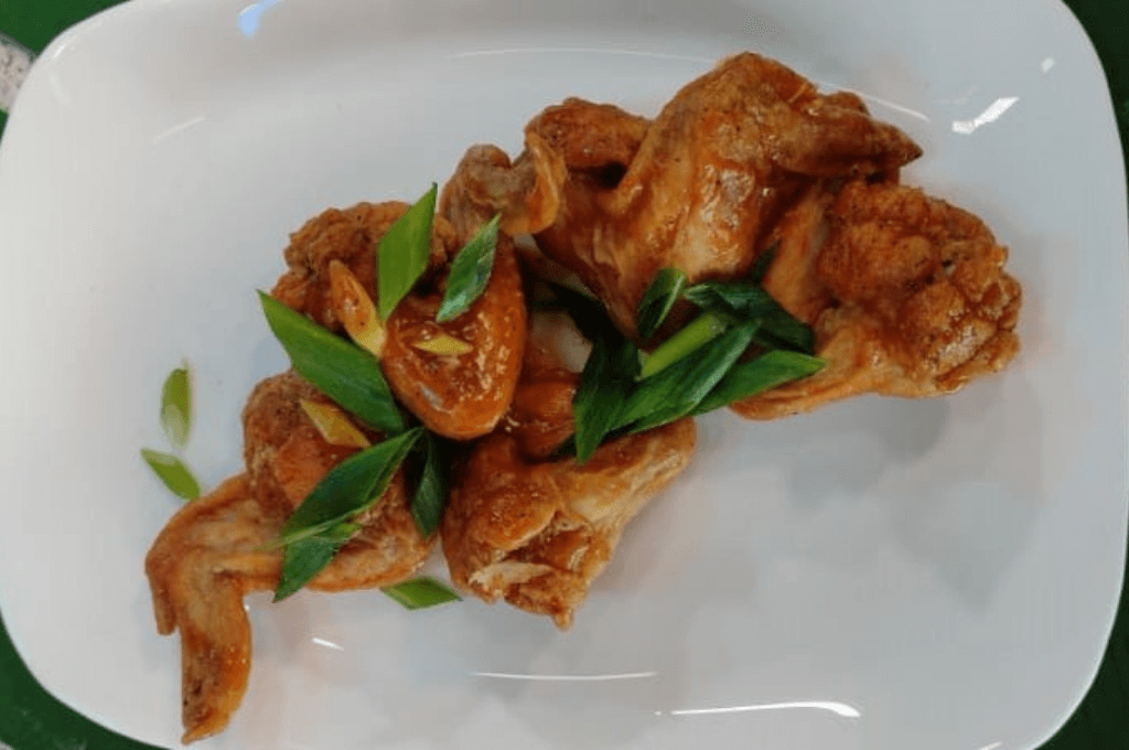 Alitas de pollo estilo koreano (2)