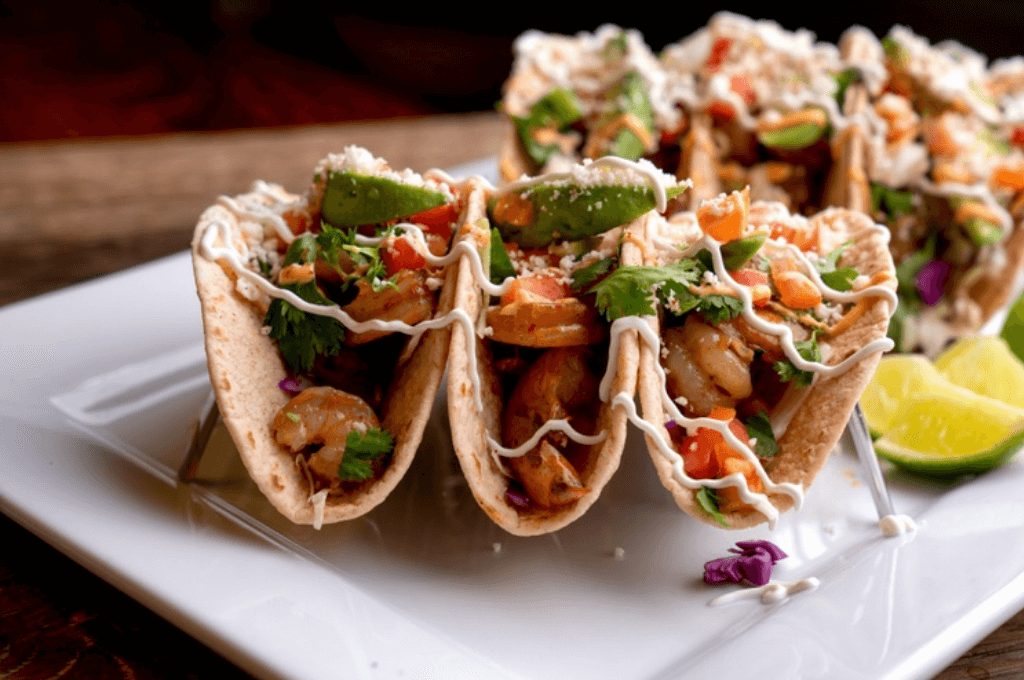 Tacos crujientes de camarón - receta de Buen Provecho