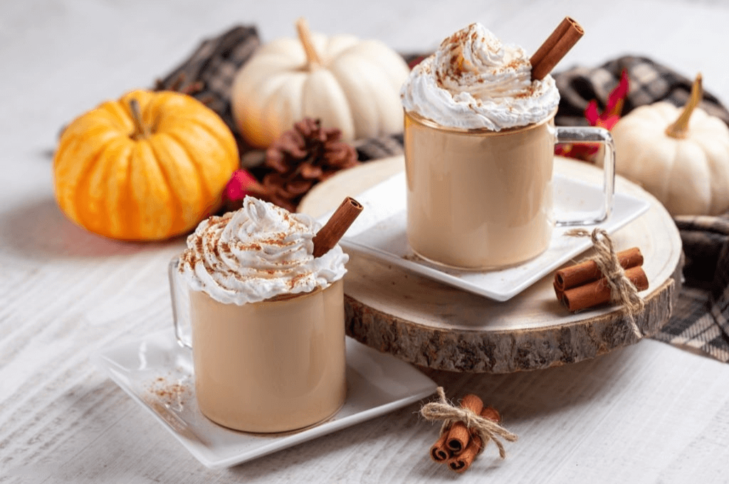 El pumpkin latte es una experiencia de sabores que tienes que probar.