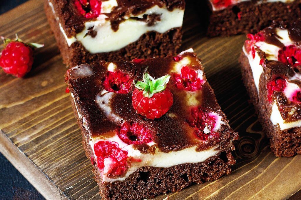 Brownies con frutos rojos